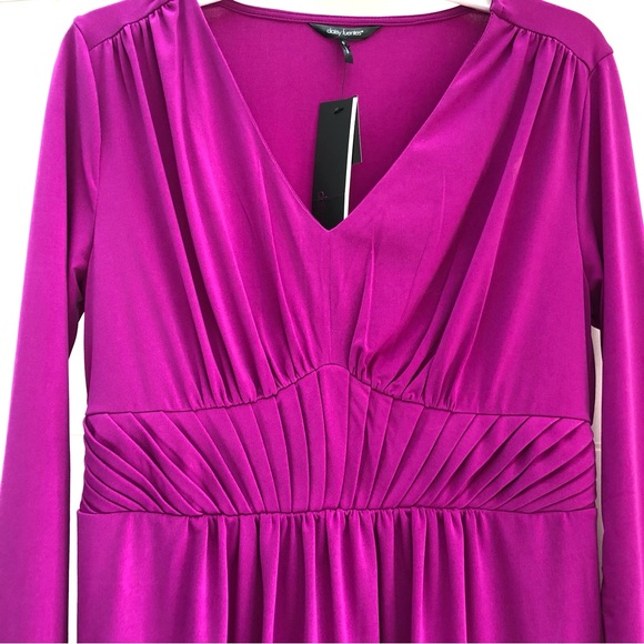 Magenta pleated long sleeve Mini Dress - Picture 5 of 9